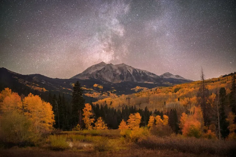 milky-way-beckwith-mountain-fall-aspens-colorado-night-workshop